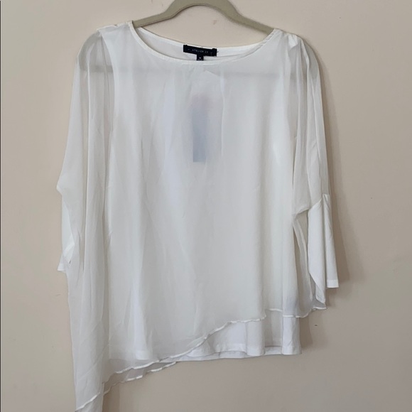 Atelier 29 Tops - Atelier 29 white blouse